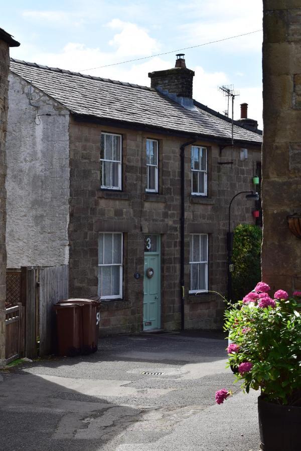 The Buxton Retreat A Luxurious 3-Storey Townhouse With Four Poster Bed And Double Jacuzzi Bath" Luaran gambar
